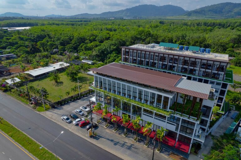 Tour De Phuket Hotel